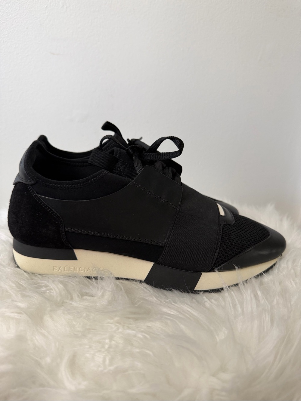Balenciaga Race Runner mesh and leather sneakers - Picture 5 of 11